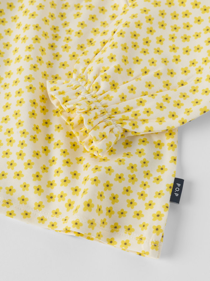 Set blouse and shorts Set blouse and shorts