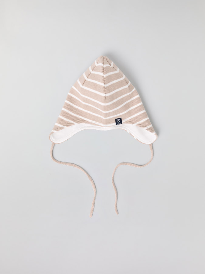 Lined helmet hat Lined helmet hat